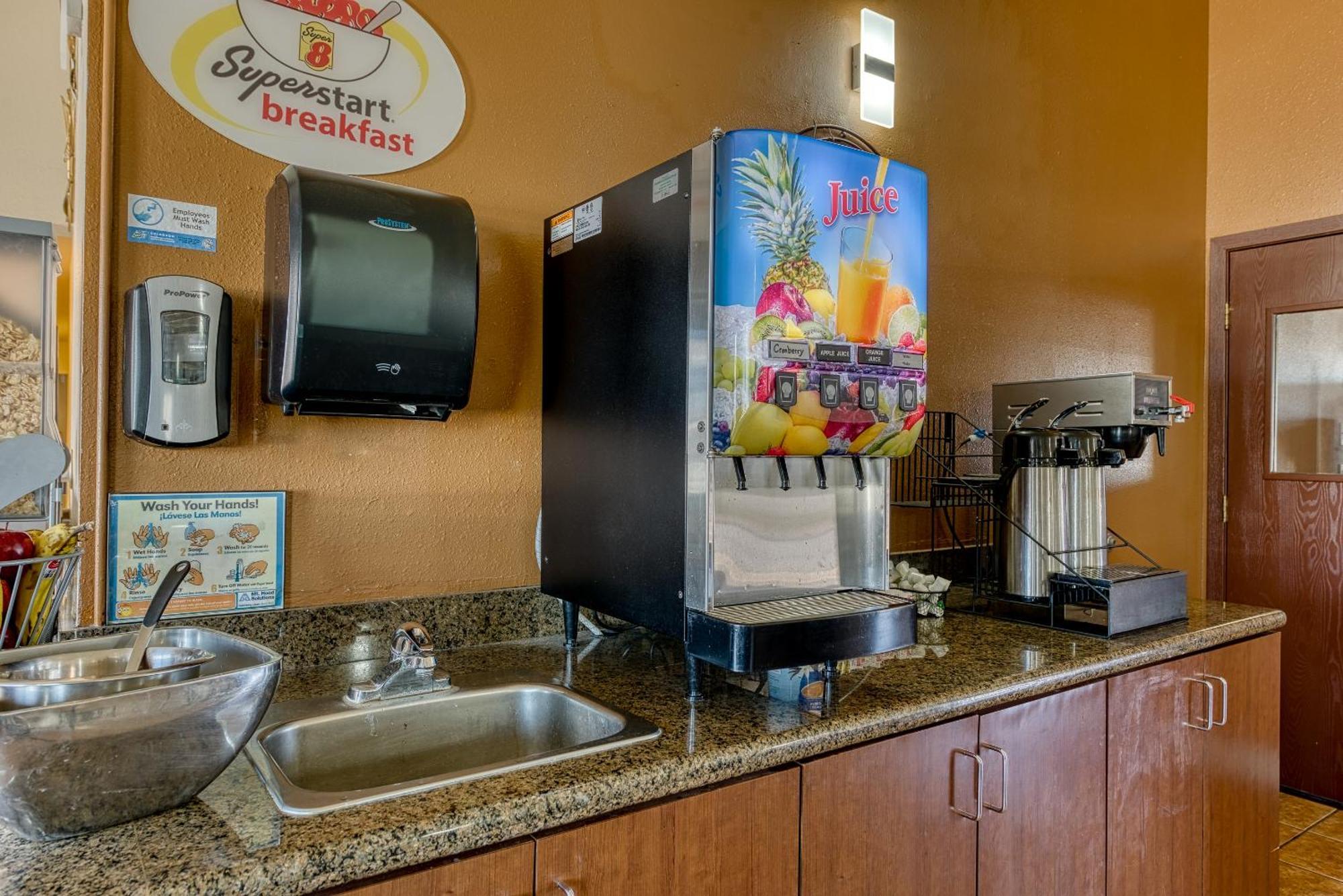 Super 8 By Wyndham Alamosa Motel Eksteriør billede