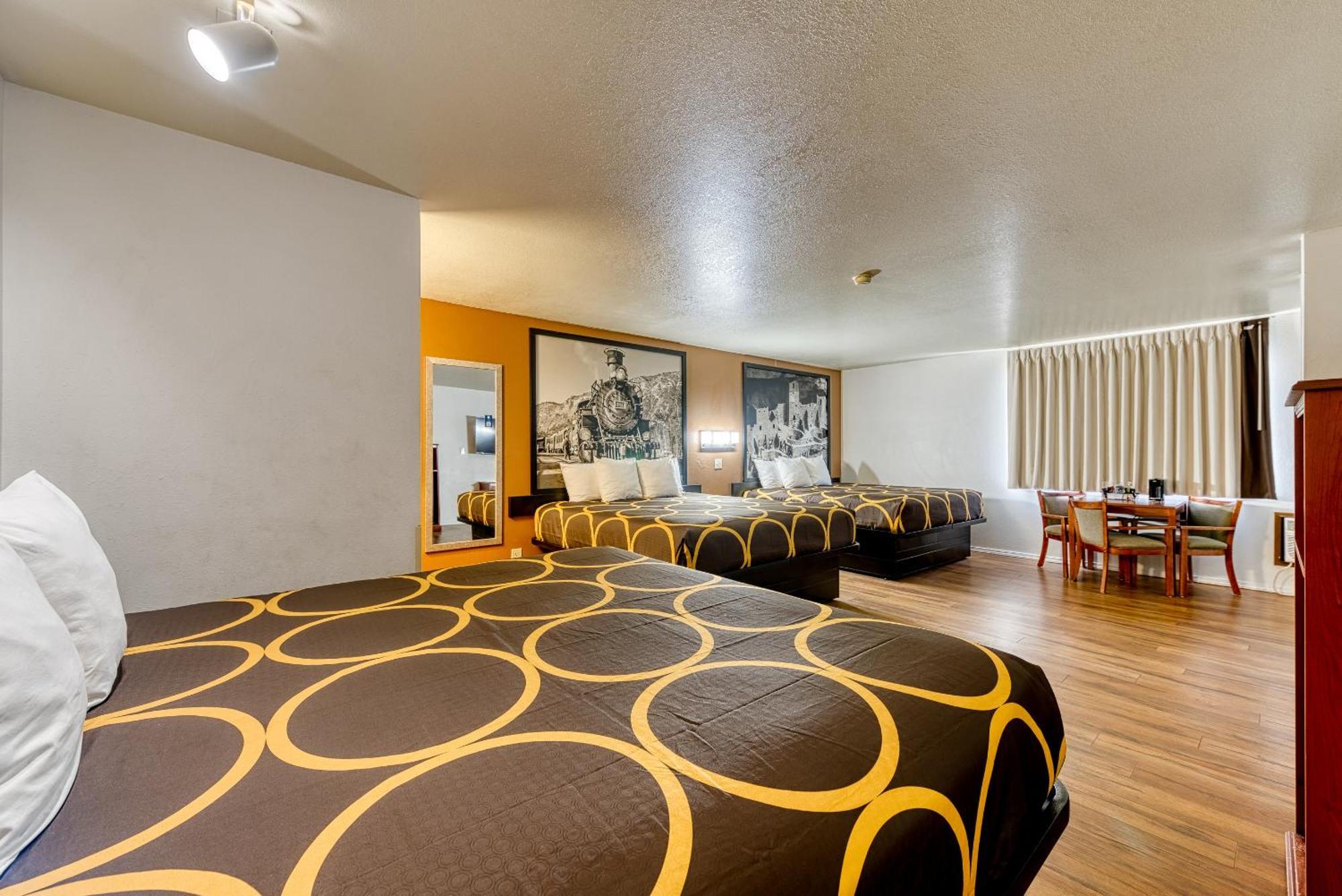 Super 8 By Wyndham Alamosa Motel Værelse billede