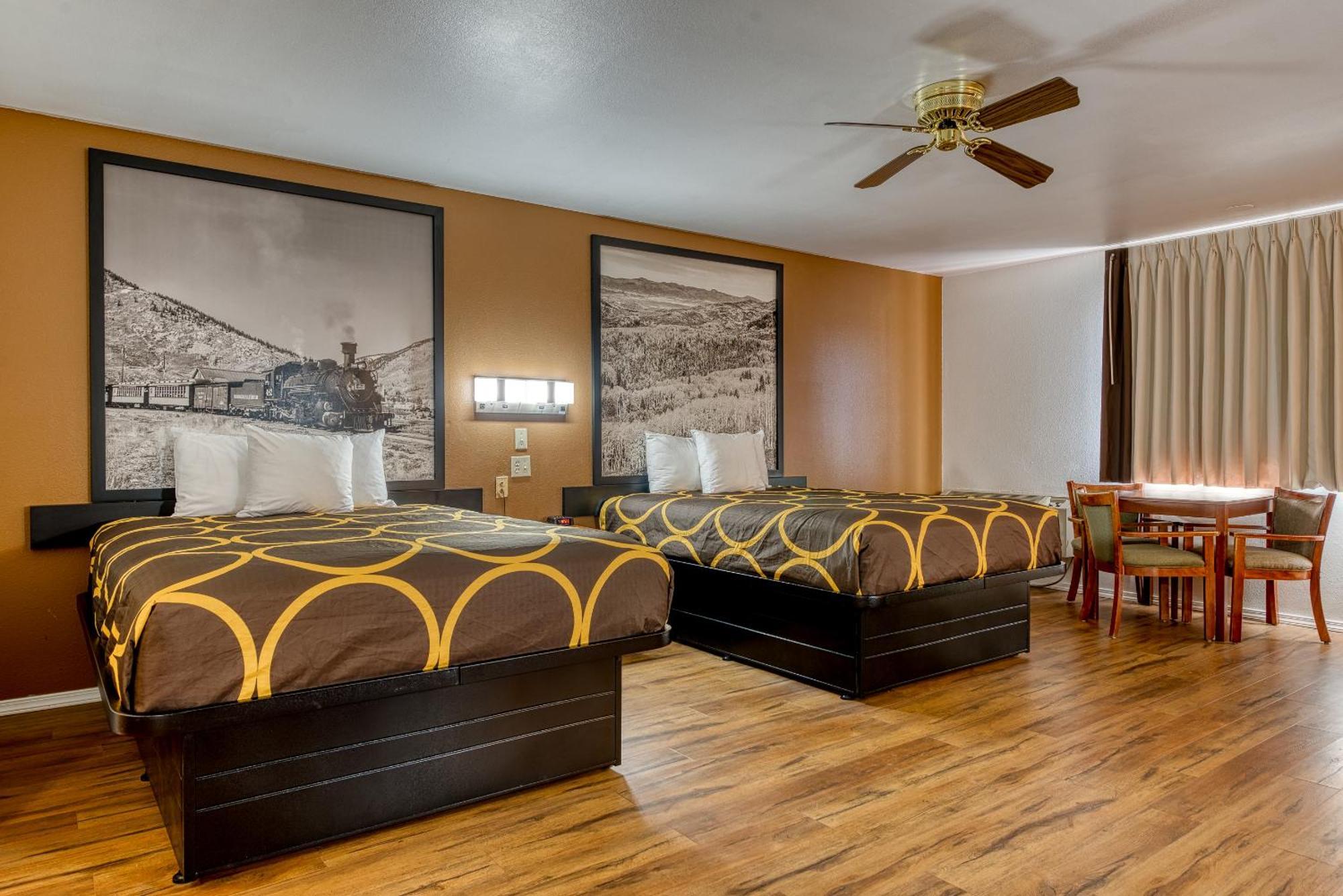 Super 8 By Wyndham Alamosa Motel Værelse billede