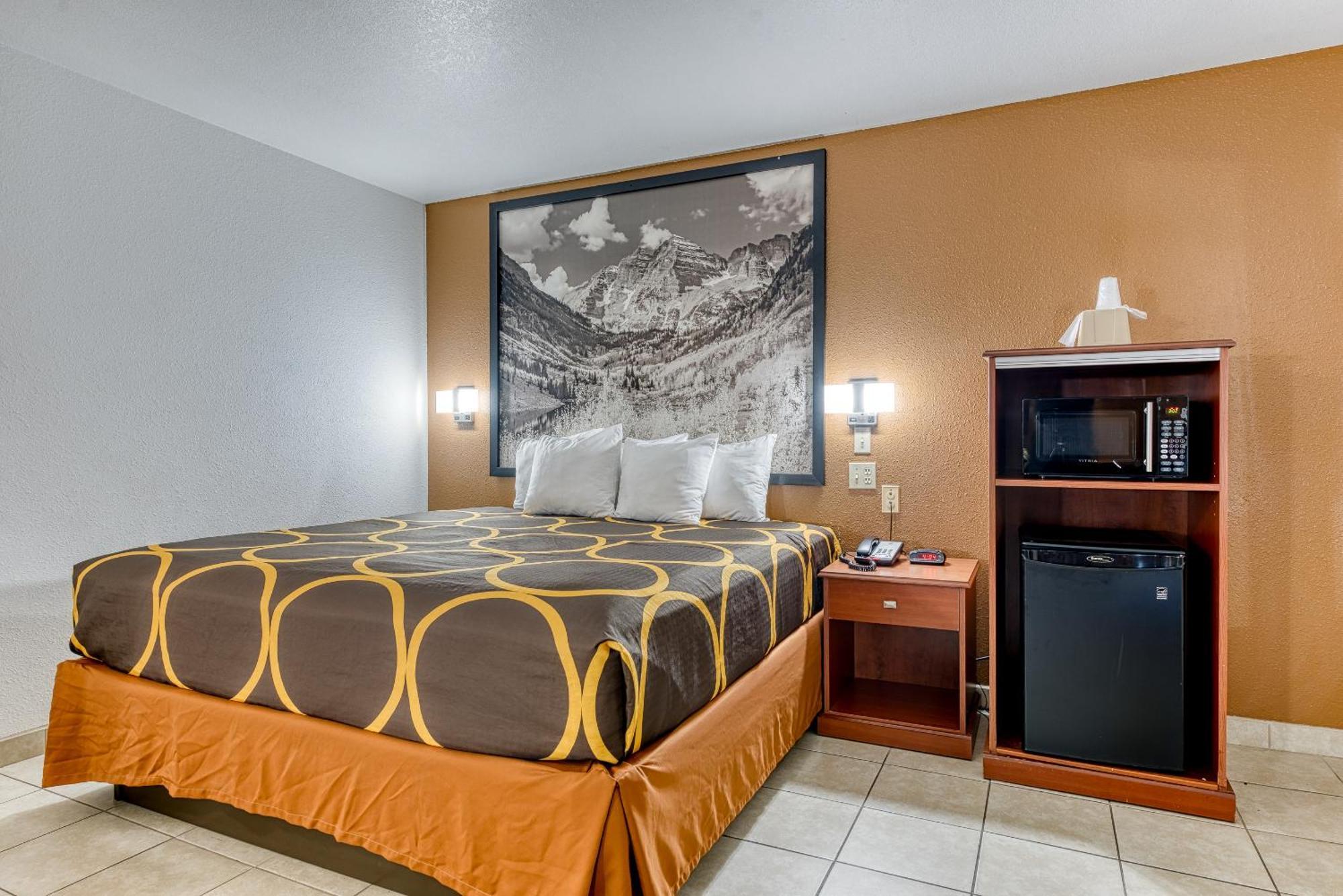 Super 8 By Wyndham Alamosa Motel Værelse billede