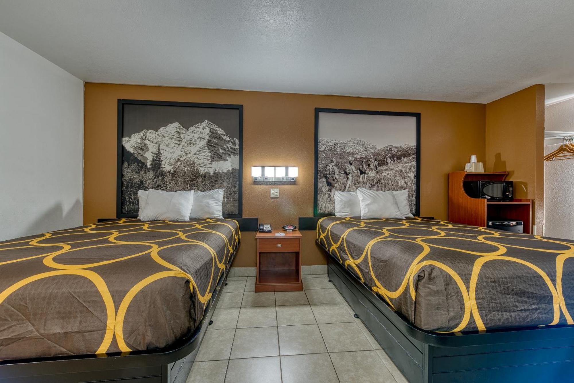 Super 8 By Wyndham Alamosa Motel Værelse billede
